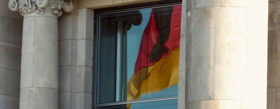 DAX holds ground in third quarter as financial stocks lead market